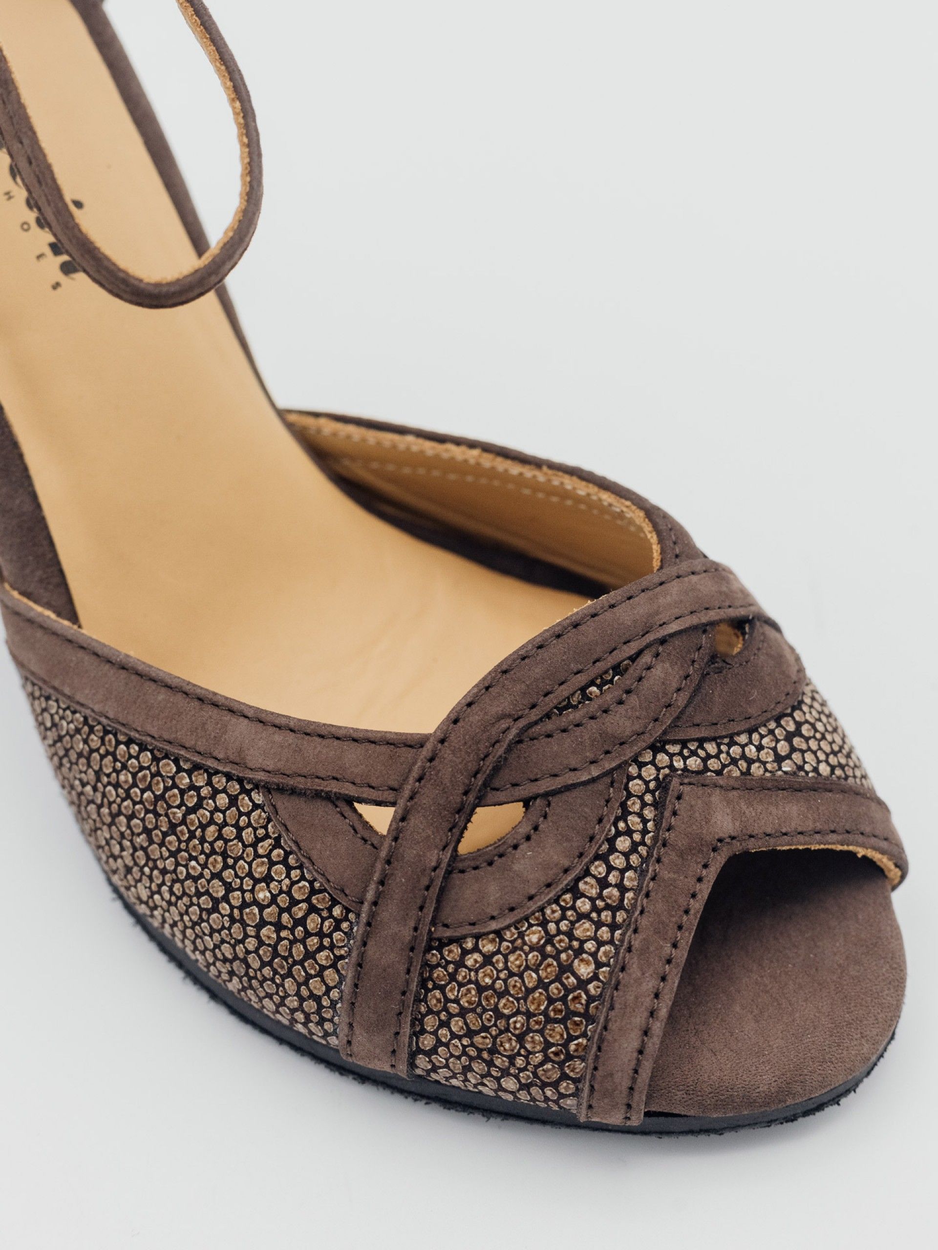 Benedita Marrón Tacón 9cm