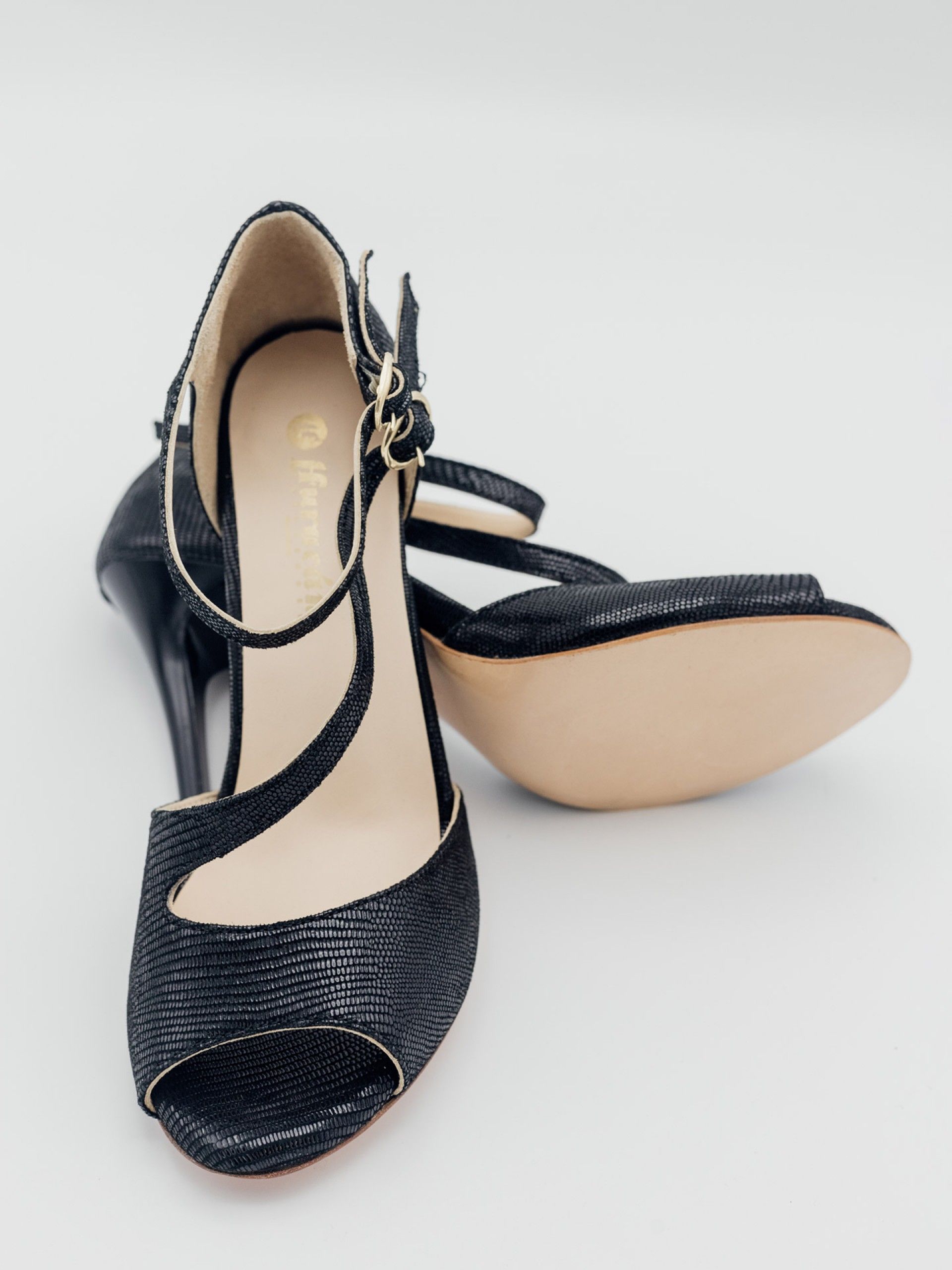 Carolina Negro Tacón 9cm